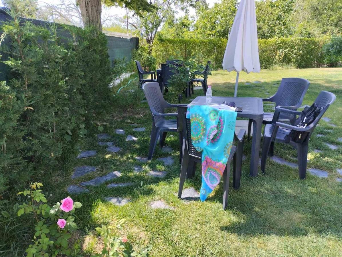 Simada Blue Guesthouse Zlatni pjasătsi Eksteriør bilde